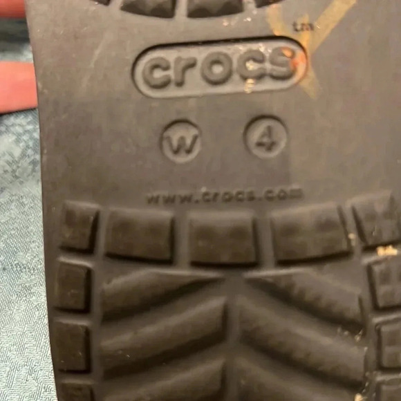 Iconic Crocs Comfort  Mellow Slide Sandals SZ J 4  Youth black - Picture 5 of 5